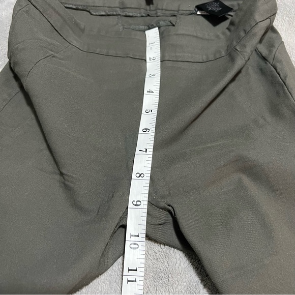 RW&CO | Grey Green Coloured City Legging - Picture 8 of 12